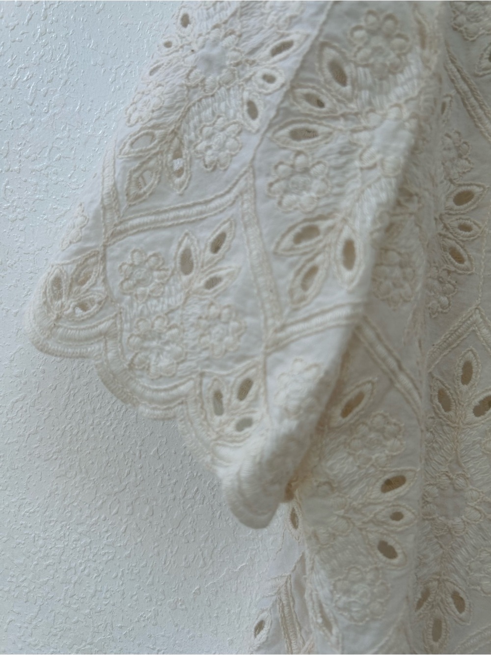 Sezane Lousiah Ecru Lace Eyelet Ruffle-Neck Blouse women’s size medium - Picture 8 of 12